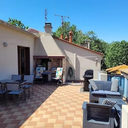 فيلة Stadshus Med Stor Terrass بزييه